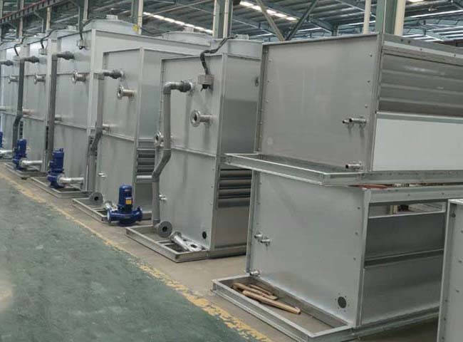 閉式冷卻塔生產(chǎn)車(chē)間